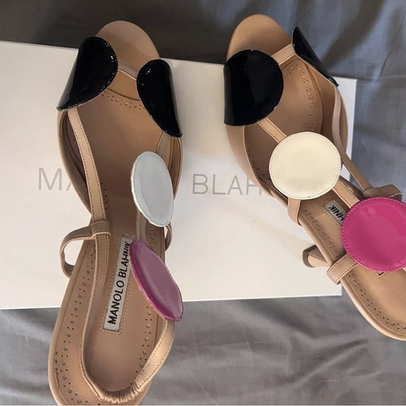 BRAND NEW MANOLO BLAHNIK slingback Sandals - Size 42 (US 12)
NEW IN BOX - Picture 3 of 7